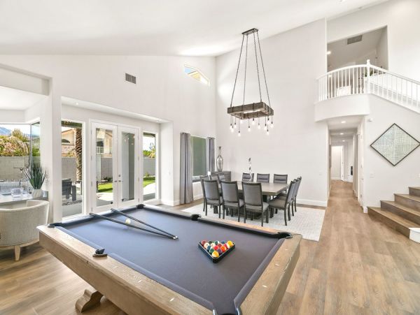 Palm Desert Home 990623