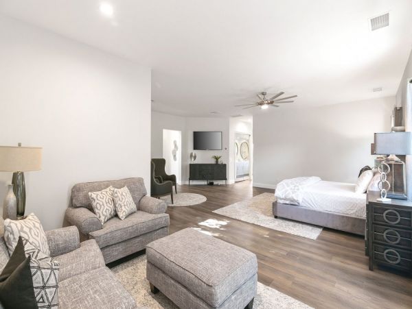 Palm Desert Home 990623