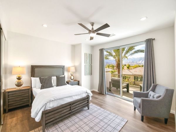 Palm Desert Home 990623