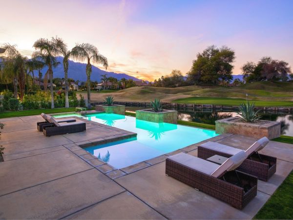 Palm Desert Home 990624