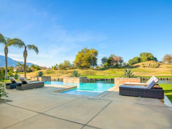 Palm Desert Home 990624