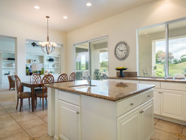 Palm Desert Home 990624