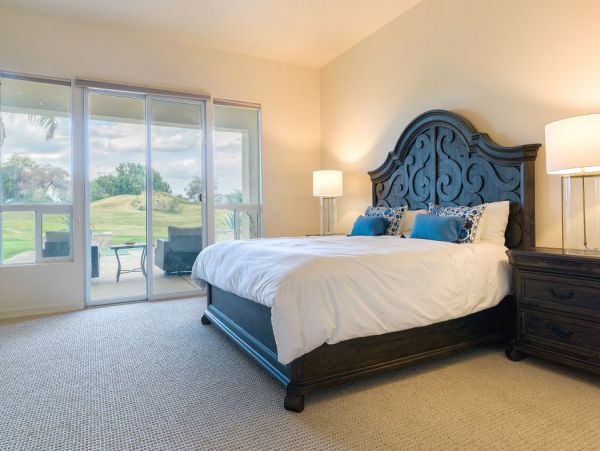 Palm Desert Home 990624