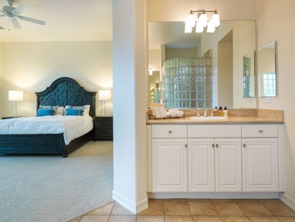 Palm Desert Home 990624