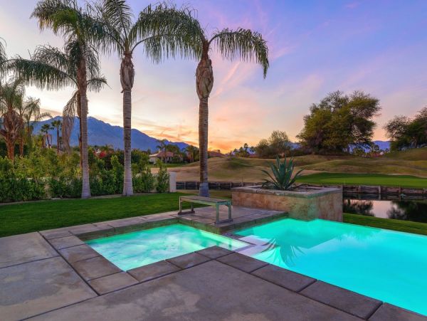 Palm Desert Home 990624