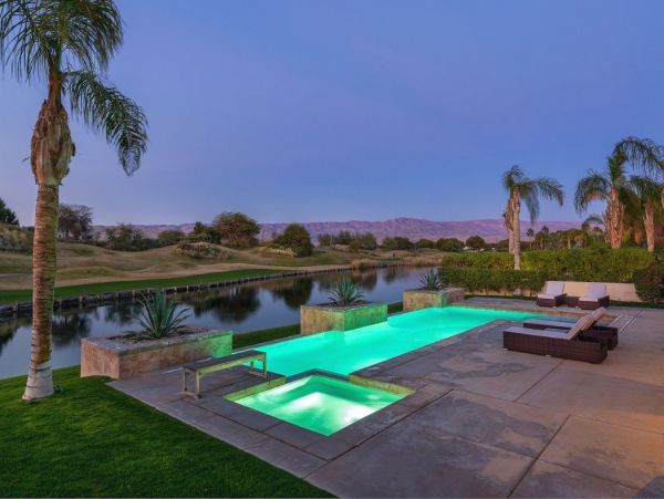 Palm Desert Home 990624