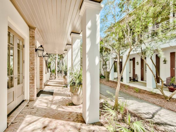 Inlet Beach Vacation Home + Den Short Walk To Beach