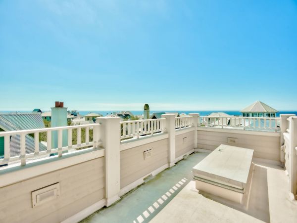 Inlet Beach Vacation Home + Den Short Walk To Beach