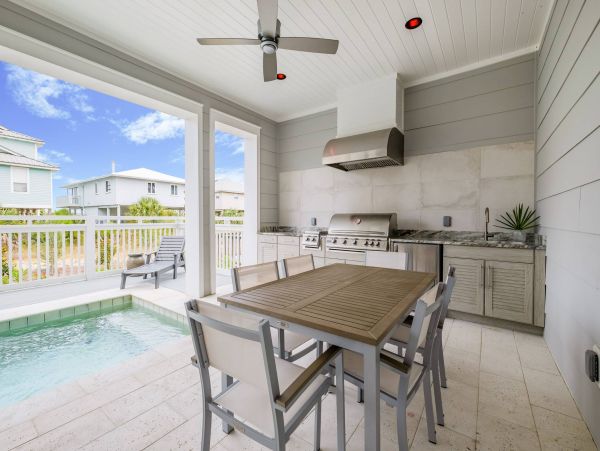 Luxury Five Bedroom Vacation Home in Grayton Beach