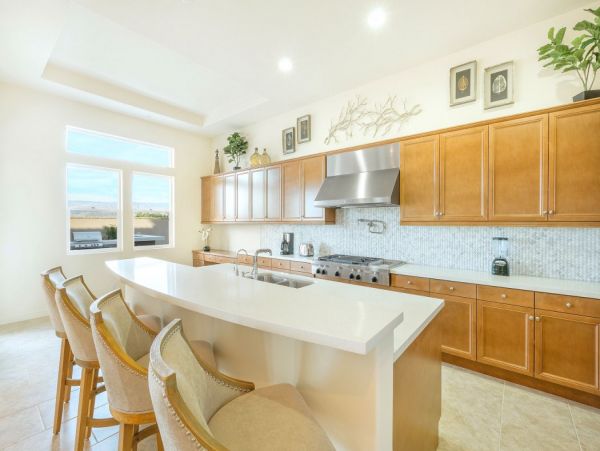 Palm Desert Home 990628