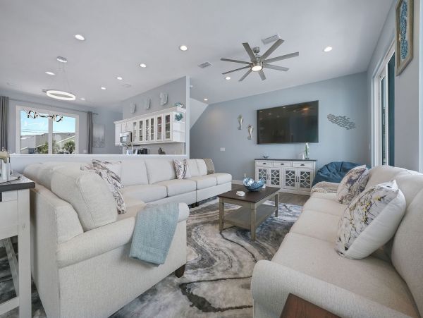 Gulf Front Vacation Home on Miramar Beach 20 Guests