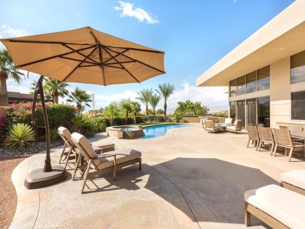 Palm Desert Home 990630