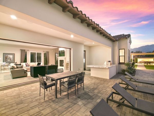 Palm Desert Home 990633
