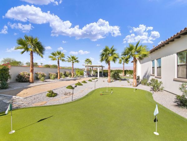 Palm Desert Home 990633