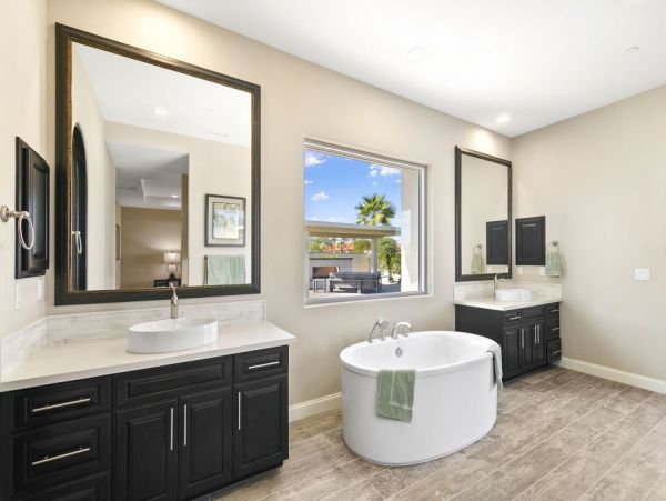 Palm Desert Home 990633
