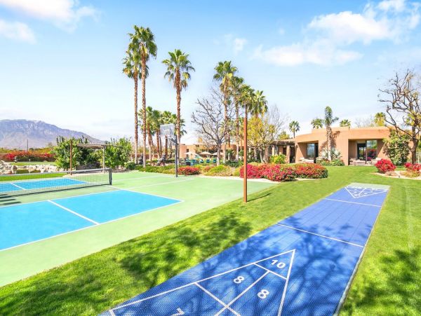 Palm Desert Home 990634