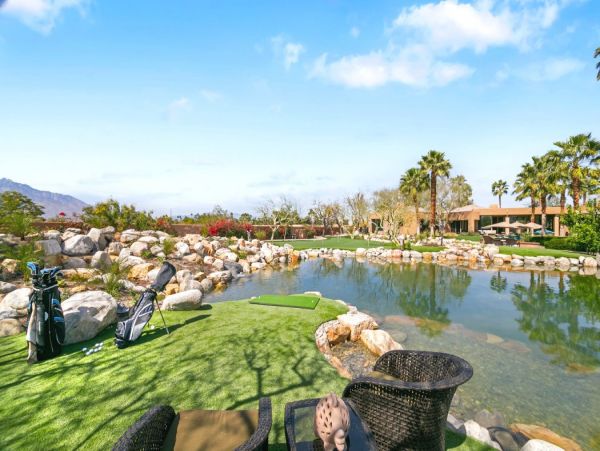 Palm Desert Home 990634