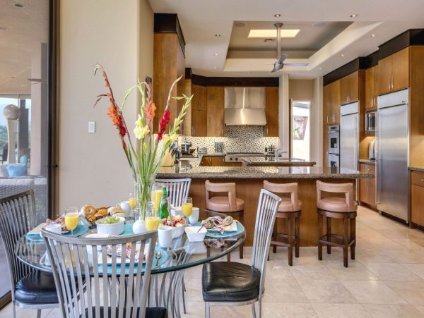 Palm Desert Home 990634