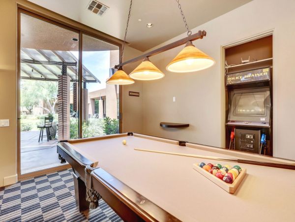 Palm Desert Home 990634