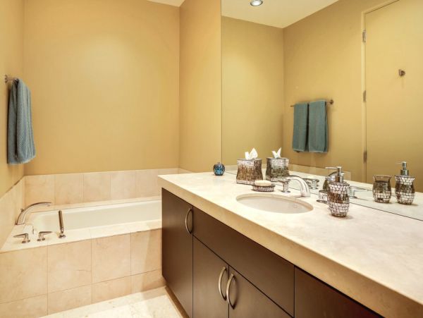 Palm Desert Home 990634
