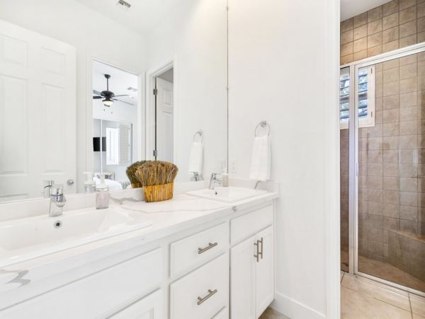 Palm Desert Home 990635