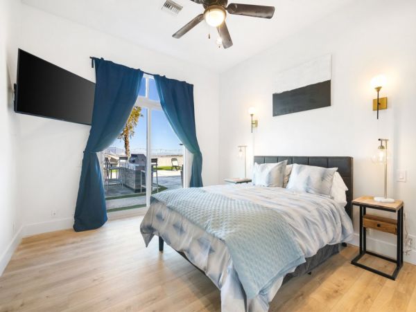 Palm Desert Home 990635