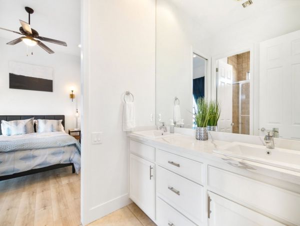 Palm Desert Home 990635