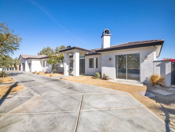 Palm Desert Home 990635