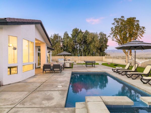 Palm Desert Home 990635
