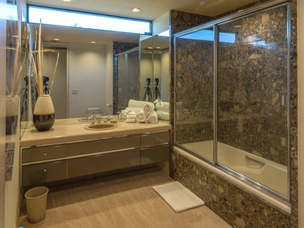 Palm Desert Home 990636