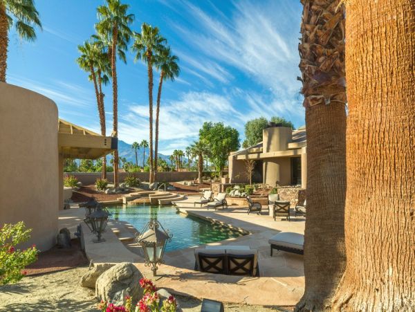 Palm Desert Home 990636