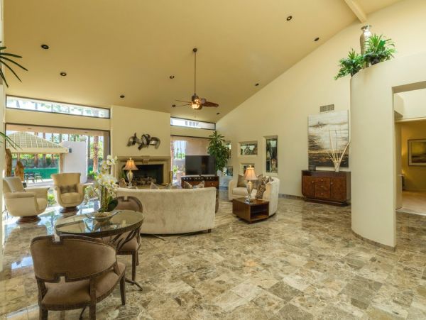 Palm Desert Home 990636