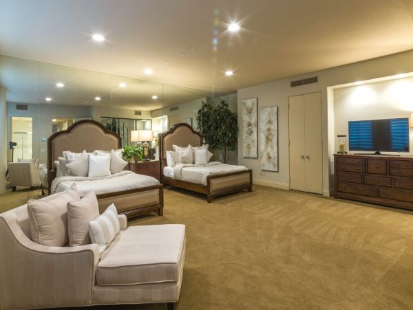 Palm Desert Home 990636