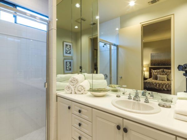 Palm Desert Home 990636