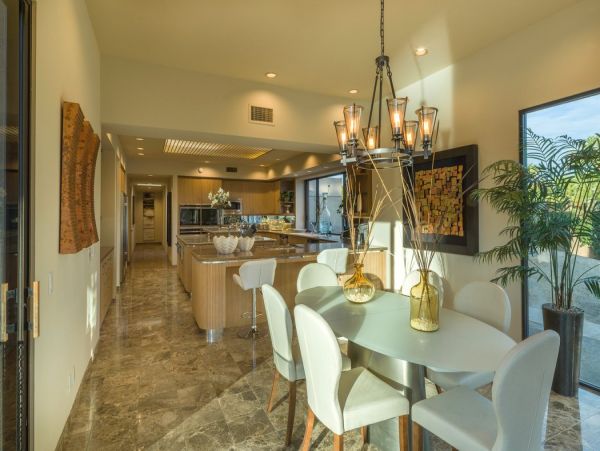 Palm Desert Home 990636