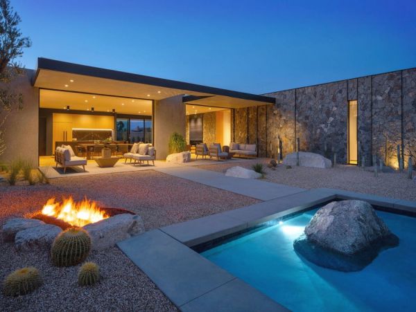 Palm Desert Home 990638