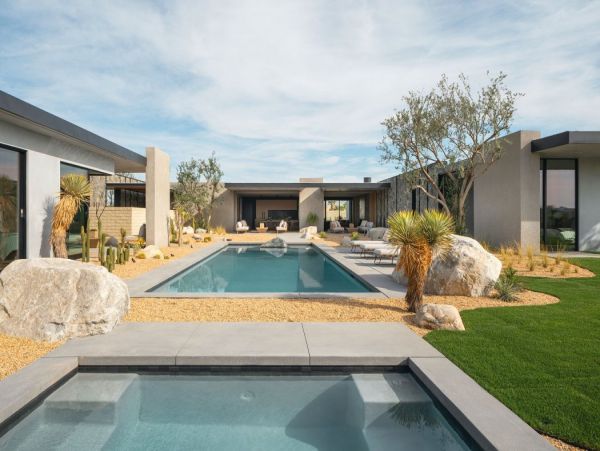 Palm Desert Home 990638