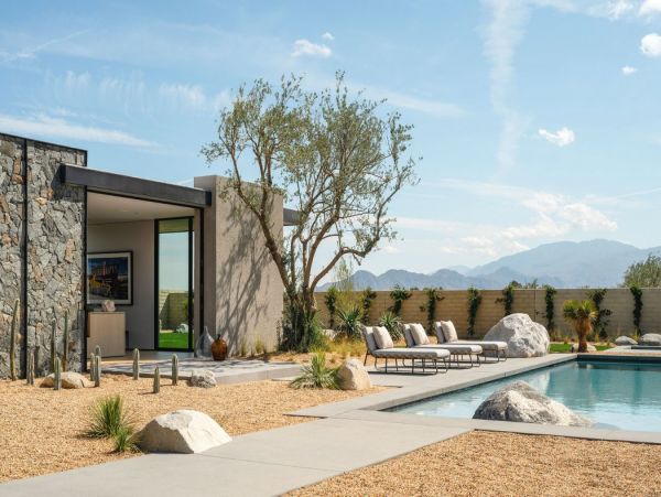 Palm Desert Home 990638