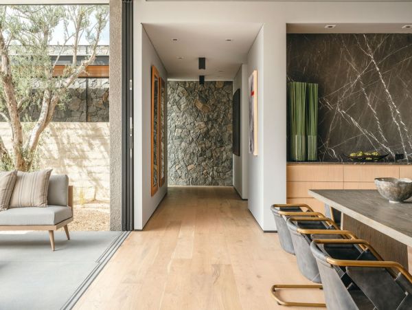 Palm Desert Home 990638