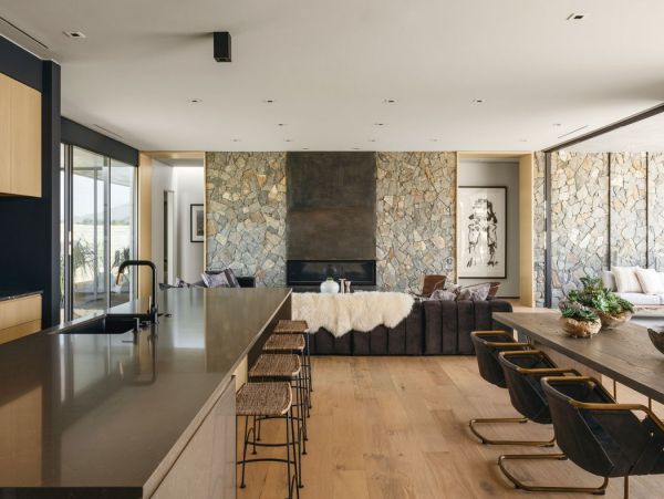 Palm Desert Home 990638