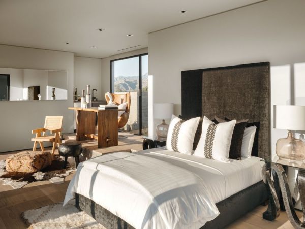 Palm Desert Home 990638