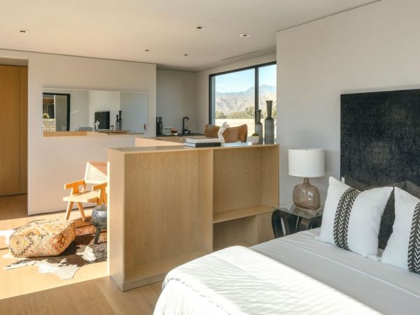 Palm Desert Home 990638