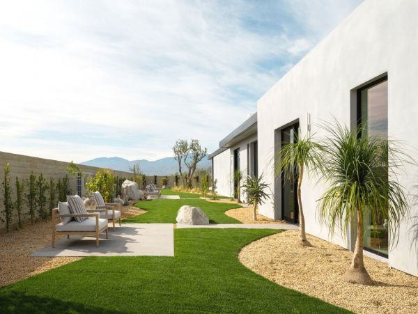 Palm Desert Home 990638