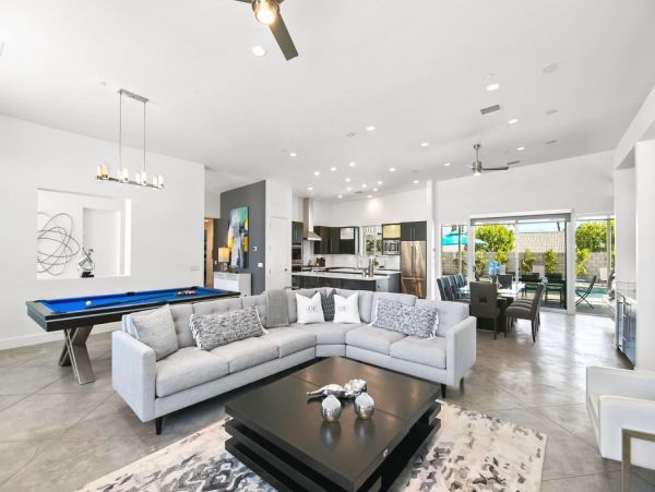 Luxury Palm Springs Residence With Six Bedrooms