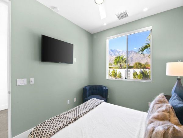 Luxury Palm Springs Residence With Six Bedrooms