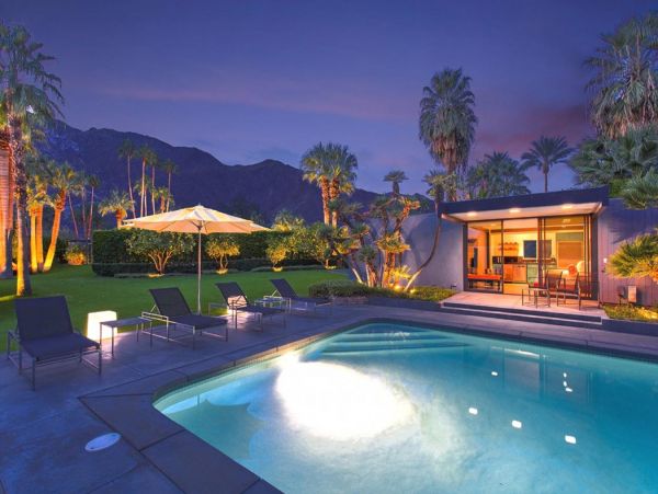 Palm Springs Home 990642