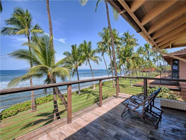 On Beach Lahaina Vacation Home Three Bedroom