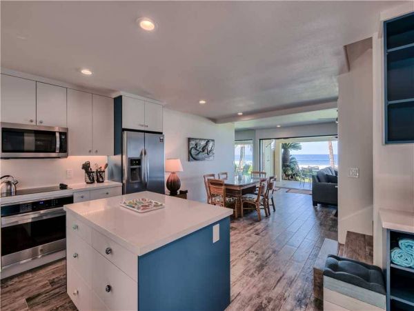 On Beach Lahaina Vacation Home Three Bedroom