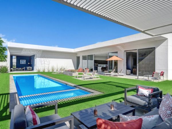 Palm Springs Home 990645