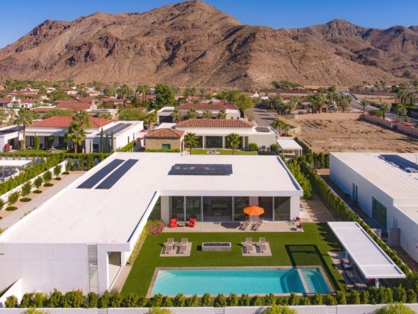Palm Springs Home 990645